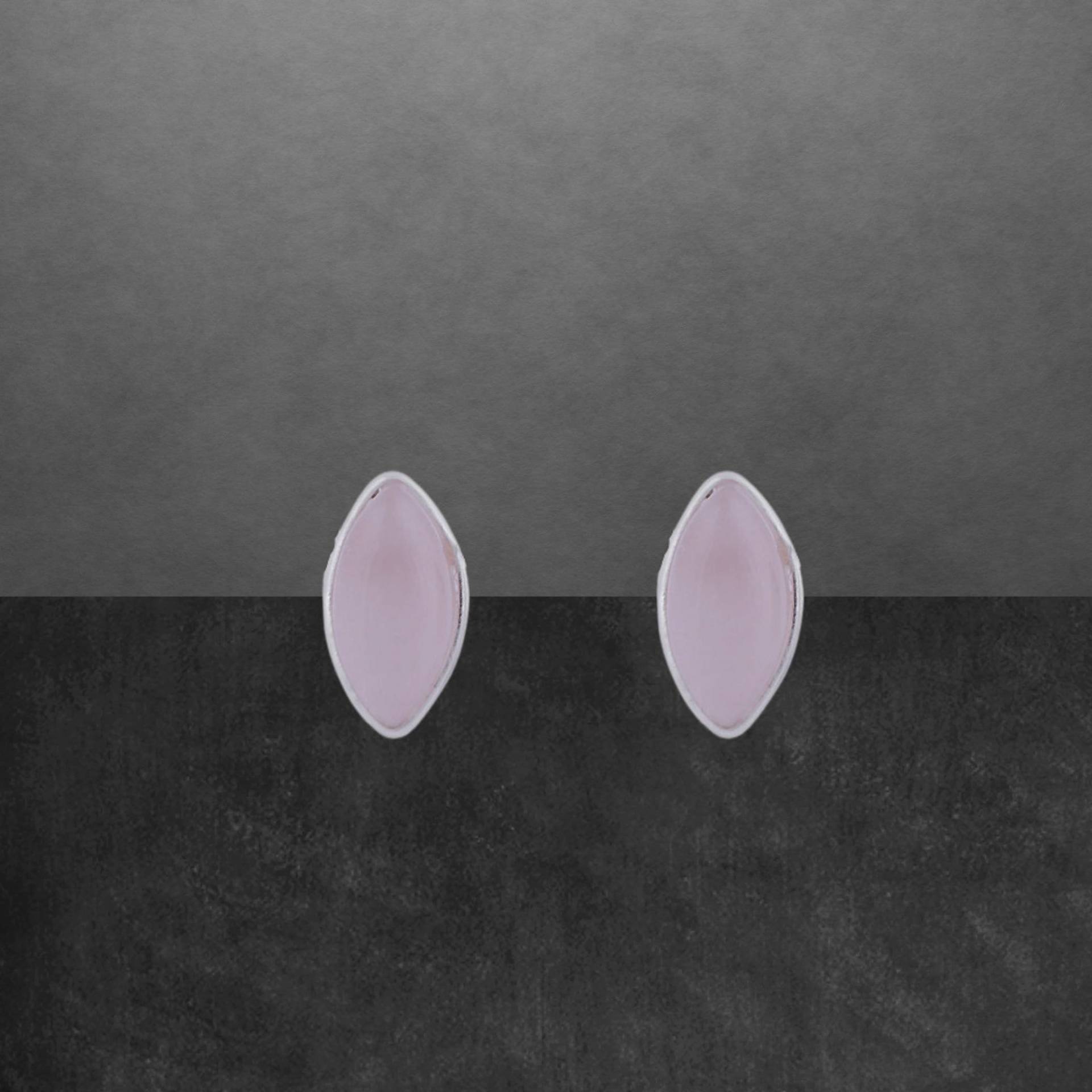 Rosenquarz Ohrstecker Aus 925 Sterling Silber, Ellipse, Schlichte Fassung Modernes Design von ShivasSilver