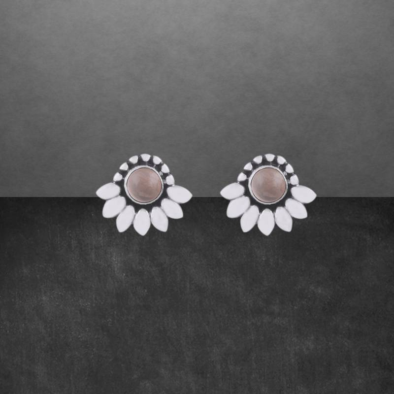 Rosenquarz Ohrstecker Aus 925 Sterling Silber, Glänzend, Geschwärzt, Runder Cabochon von ShivasSilver