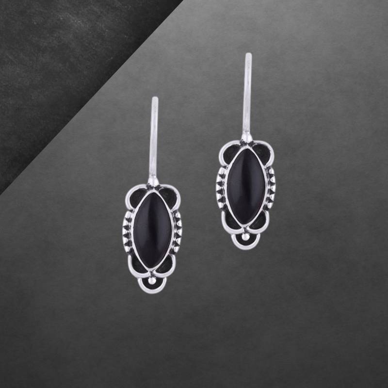 Schwarzer Onyx Ohrringe 925 Sterling Silber Geschwärzt, Haken Verschließbar Bali Design 117 von ShivasSilver