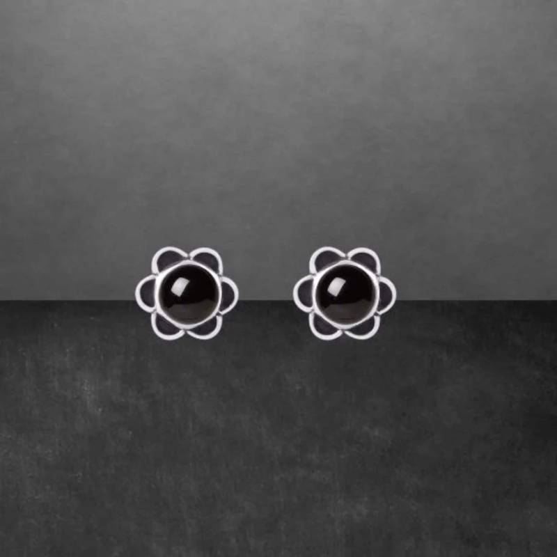 Schwarzer Onyx Ohrstecker 925 Sterling Silber, Geschwärzt, Runder Cabochon 11 Mm von ShivasSilver