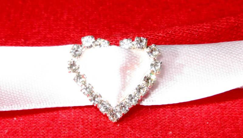 Satin Schnürsenkel Mit Strass Herz Schuhe Charms Sneakers Converse von ShoeDreamWorld