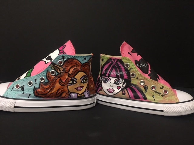 Monster High Handbemalte Sneakers von ShoeTattoobyRoni