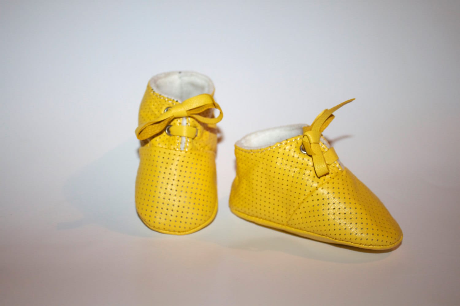 18/24 Monate Babyschuhe/Schuhe Lammfell Gelb von ShoesOWO