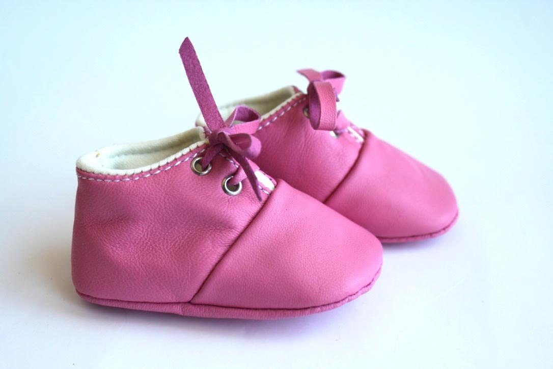 2-3 Jahre Hausschuhe Lammfell Rosa von ShoesOWO