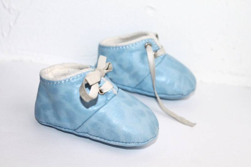 3-6 Monate Baby-Hausschuhe, Lammfell, Wolkenblau von ShoesOWO