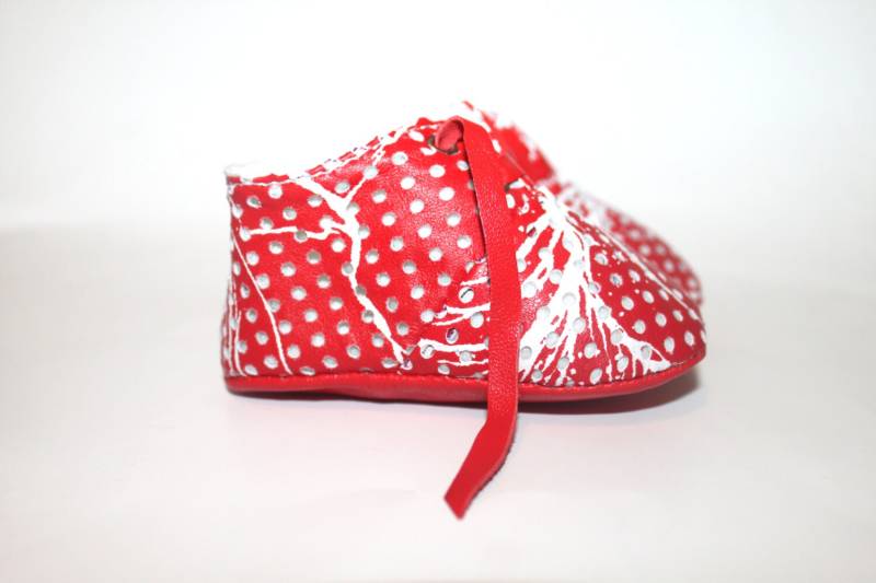 3-6 Monate Babyhausschuhe Rotes Lammfell Weihnachten von ShoesOWO