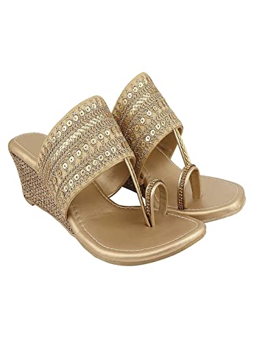 Shoetopia Damen Keilabsatz Kolhapuris, Goldfarben, 4 UK von Shoetopia