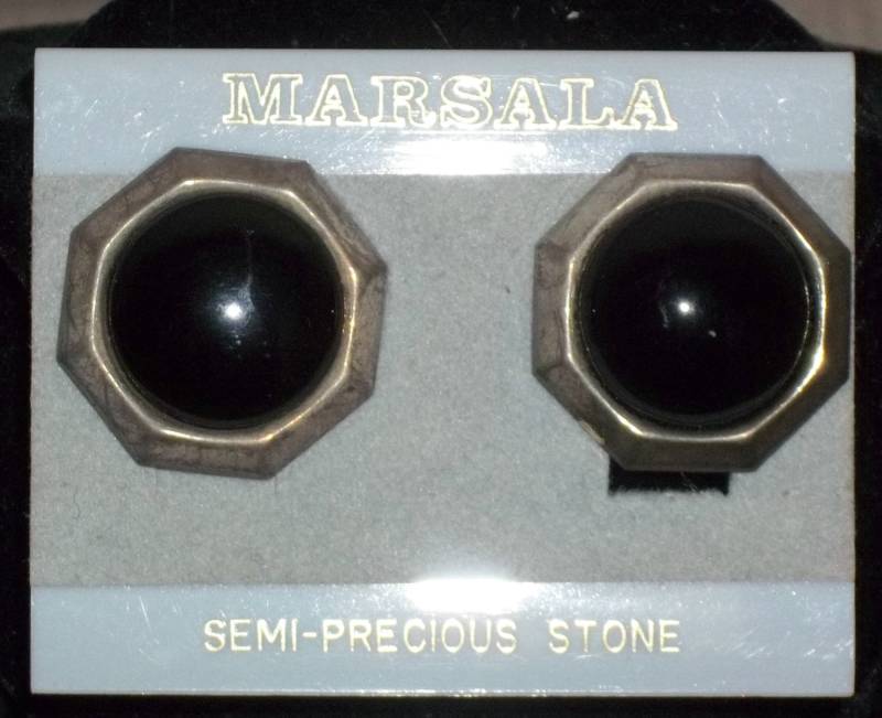 Vintage 1980Er Marsala Ohrclips Black Onyx von ShonnasVintage