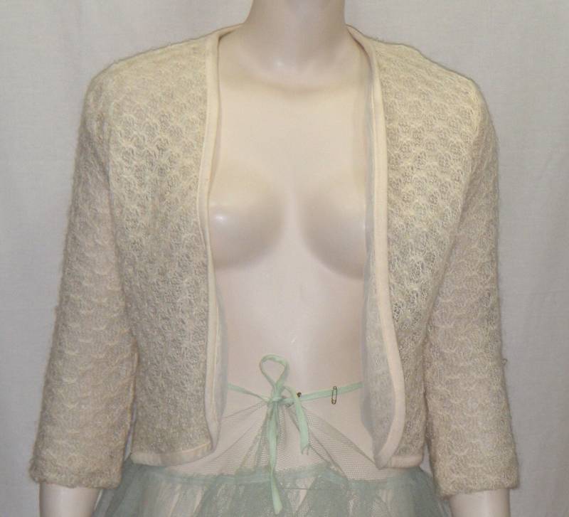 Vintage 50Er Jahre Gentex Filigran Filigran Gestrickter Wollpullover Gr. 34 Kleine Strickjacke von ShonnasVintage