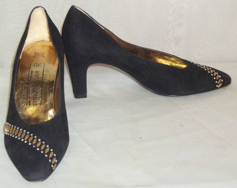 Vintage Bruno Magli Wildleder Schuhe Classic Pumps 9Aa Heels Strass von ShonnasVintage