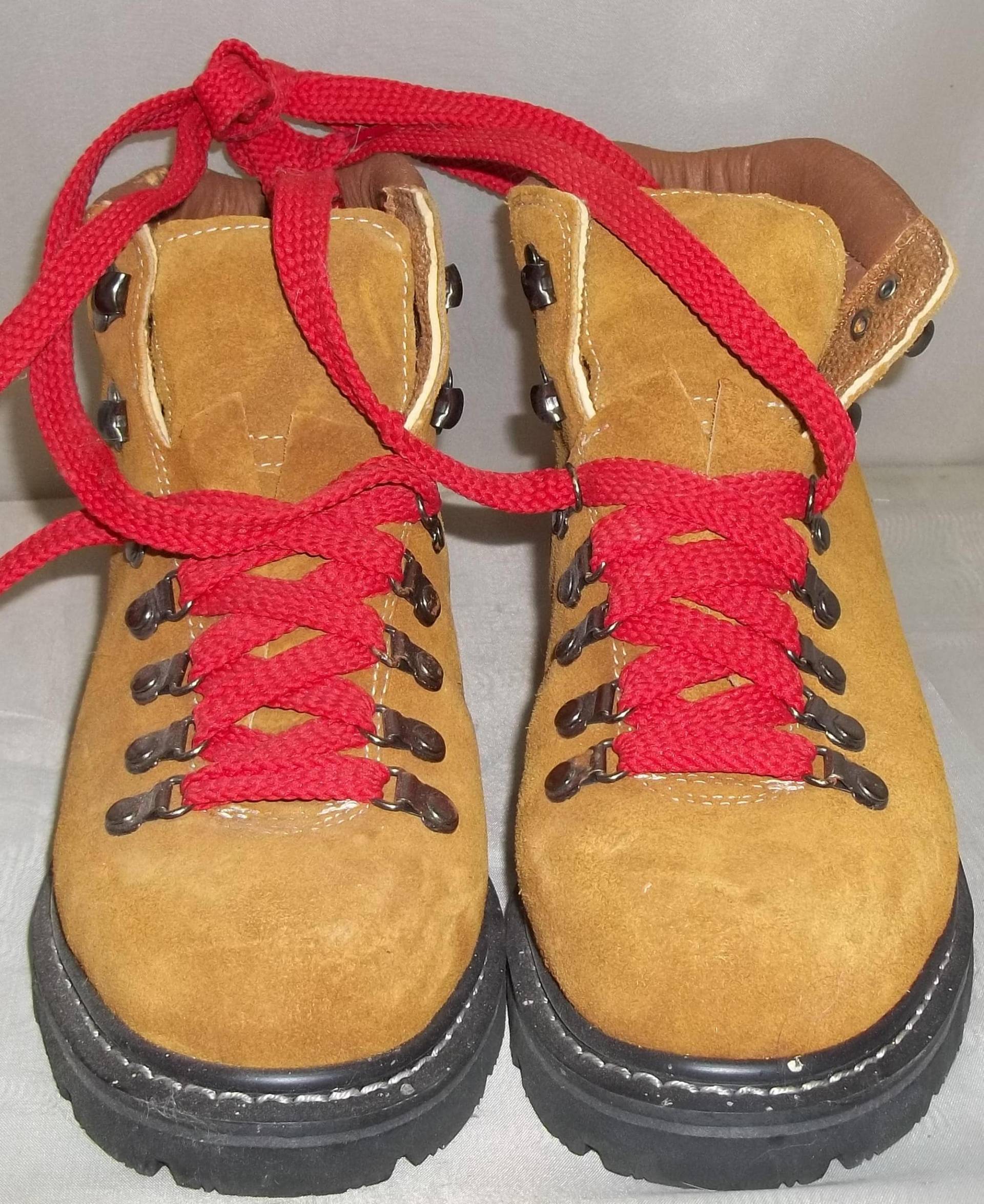 Vintage Deadstock/Nos Nordwest Revier Leder Wanderweg Bergstiefel Herren 7 Damen 8 1/2 - 9 Braun Rote Schnürsenkel Vintage Deadstock/Nos Nordwest Revier Leder Wanderweg Bergstiefel Herren 7 Damen 8 1/2 - 9 Braun Rote Schnürsenkel von ShonnasVintage