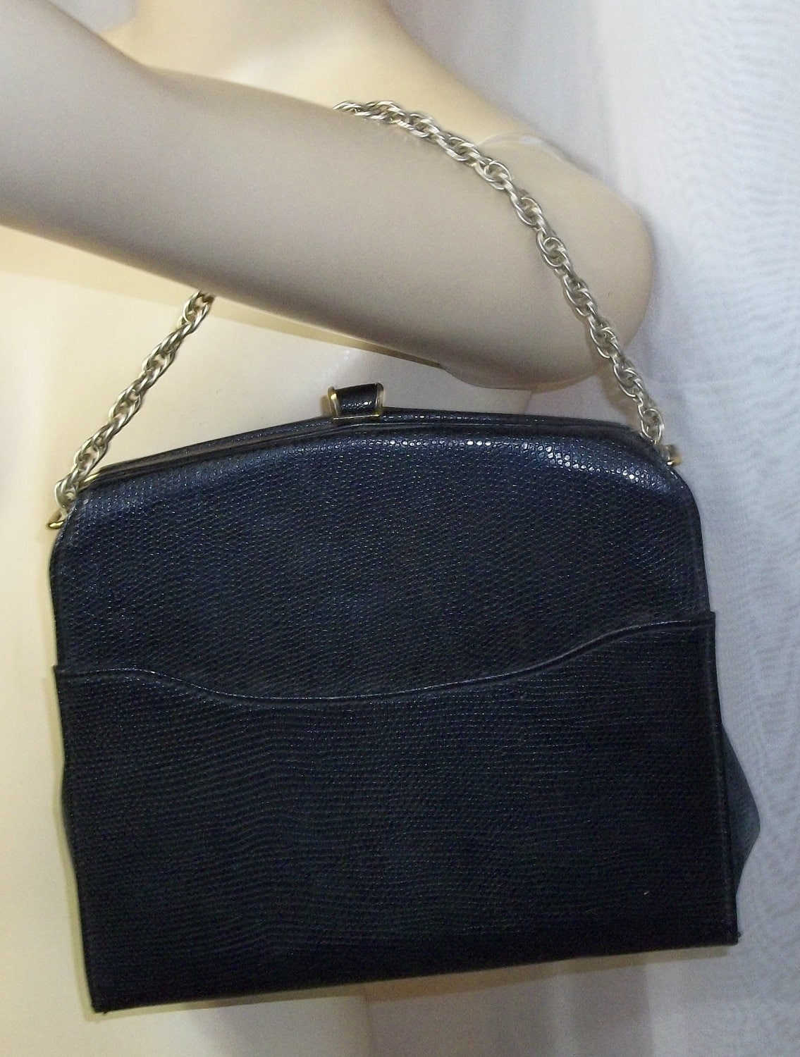 Vintage Eidechse Skin Kelly Geldbörse Kette Henkel Elbeif Rahmen Handtasche von ShonnasVintage