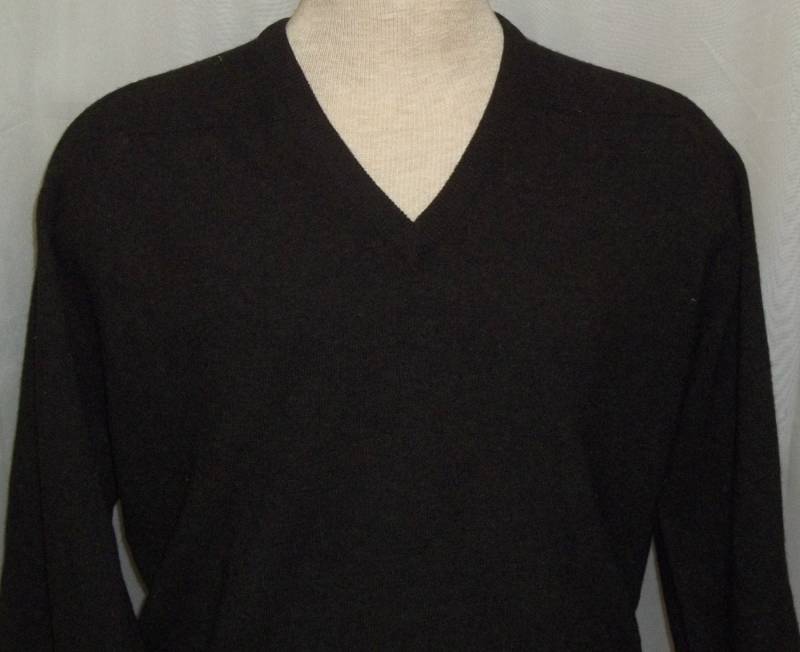 Vintage Hardy Amies Für Byford England Herren Pullover 44" Lammwolle Vintage Hardy Amies Für Byford England Herren Pullover 44" Lammwolle von ShonnasVintage