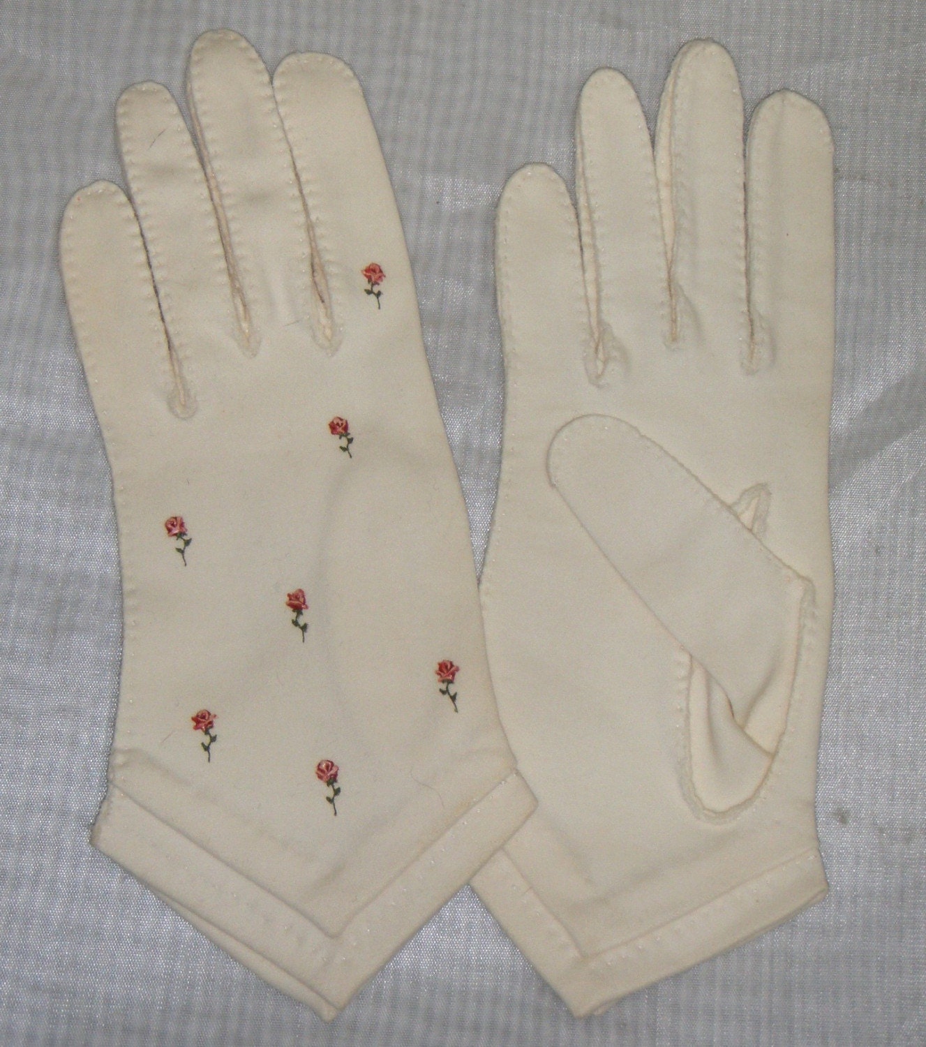 Vintage Madeleine Debs Bemalte Rosen Kurze Handschuhe 6 Ostern von ShonnasVintage