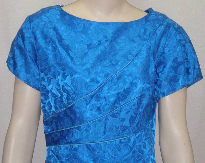 Vintage Royal Blue 50Er Jahre Wiggle Kleid Gr. 18 Jacquard von ShonnasVintage