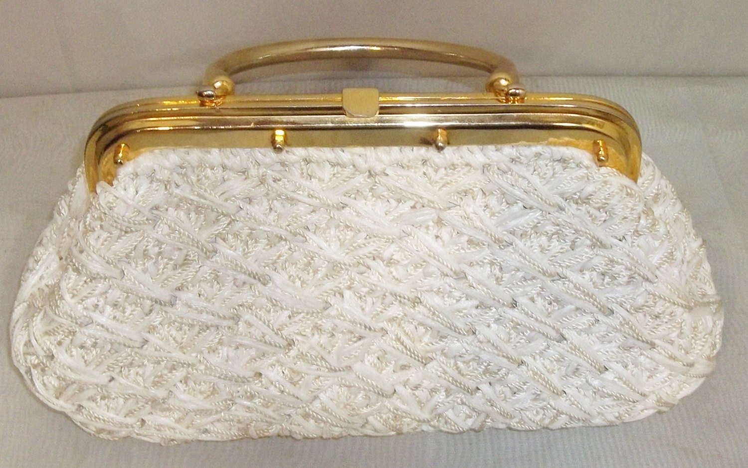 Vintage Weiße Raffia Stroh Simon Italien Handtasche Tasche Clutch von ShonnasVintage