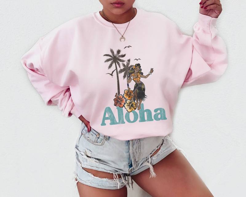 Aloha Hawaii Honolulu Maui Oahu Rainbow State Paradise | Personalisierte Geschenk Custom Grafik Shirt Unisex Heavy Blend Crewneck Sweatshirt von ShopBeChicDesign