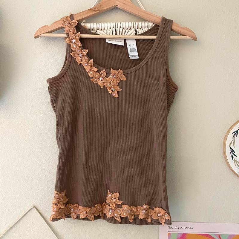 Y2K Vintage 2000's Floral Verziertes Baumwollfeen Tank-Top Boho Whimsy | Größe S von ShopEdgeVintage