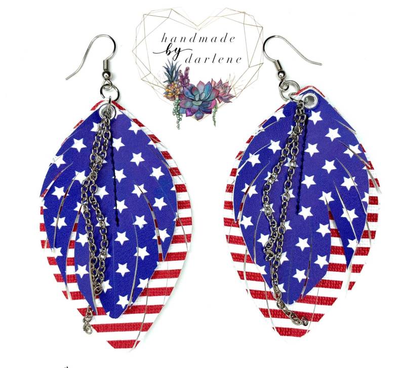 American Flagge Feder Gestapelt Kunstleder Baumeln Ohrringe Mit Kette von ShopHandmadebyDar