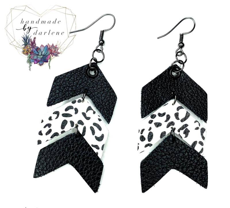 Snow Leopard Chevron Stacked Echtleder Ohrringe von ShopHandmadebyDar