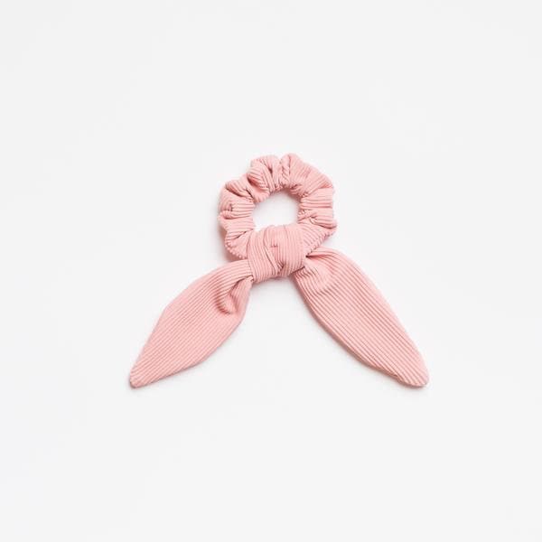 Ribbed Scrunchie Tie-Baby Doll von ShopImWithTheBand