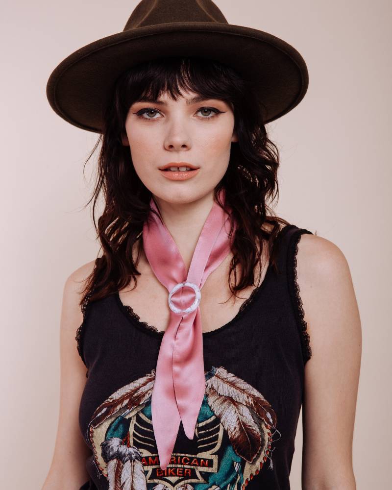 Seidenschal Zum Binden - Kapelle Der Liebe von ShopImWithTheBand