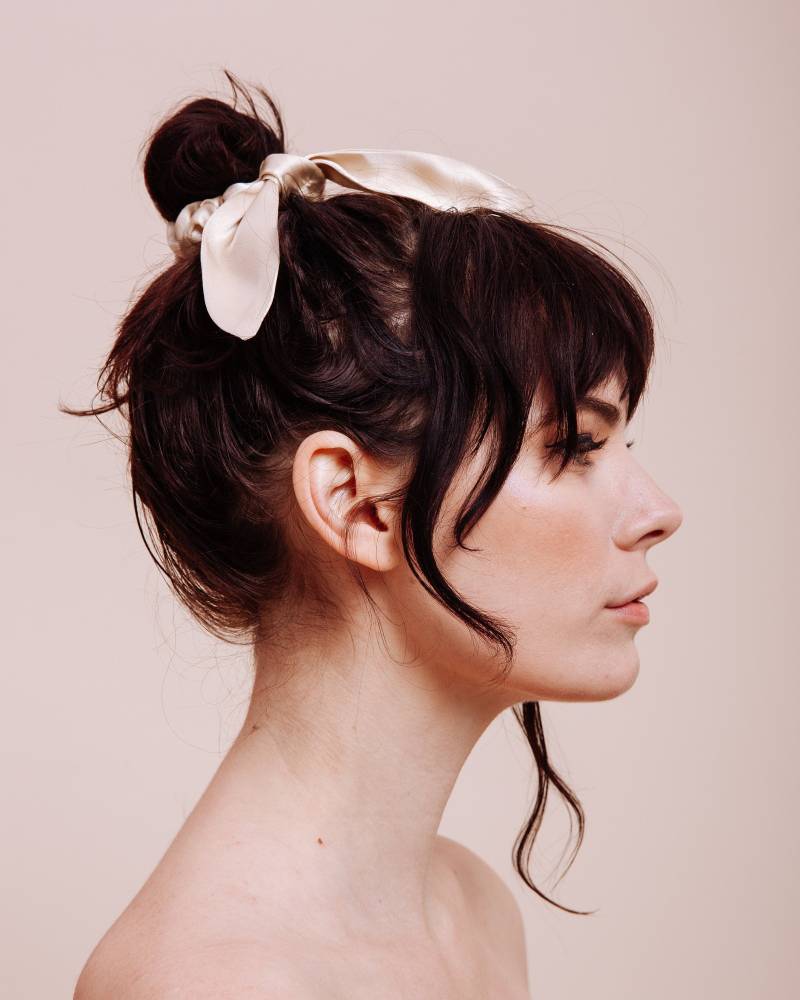 Seiden Scrunchie Krawatte - Champagne Supernova von ShopImWithTheBand