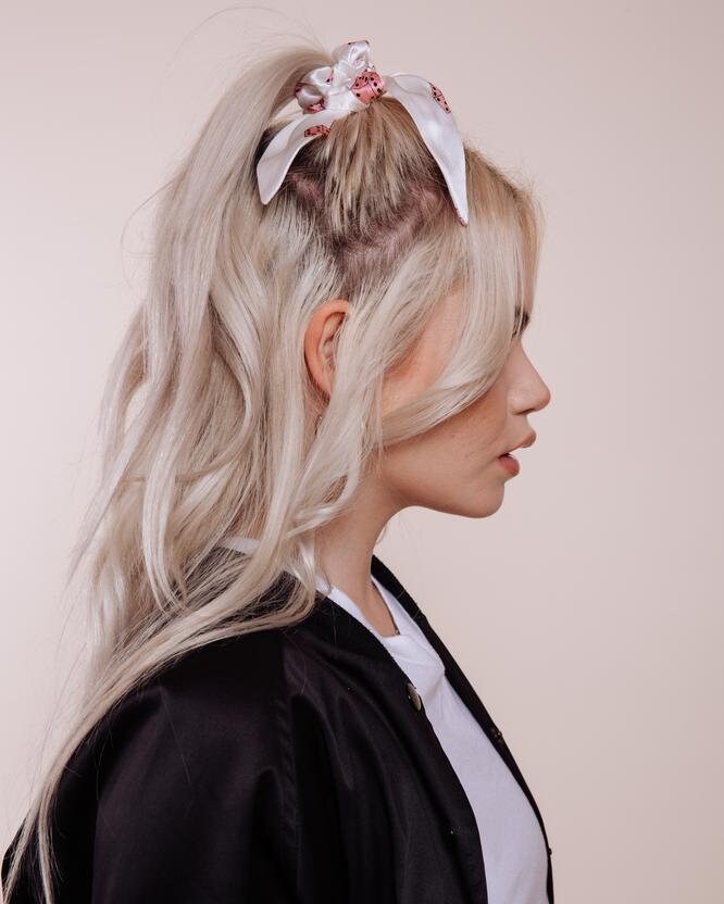 Seide Scrunchie Krawatte - Lady Luck Pink von ShopImWithTheBand