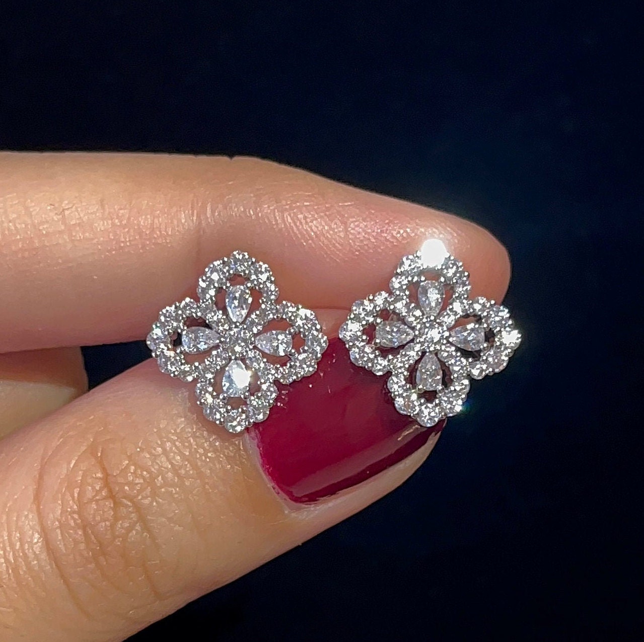 Diamant Cz Vierblatt Klee Sterling Silber Ohrstecker, Geschenk Für Sie, Brautjungfer Geschenk, Iced Out Ohrringe, Zirkonia Ohrringe 104 von ShopJMJewelry