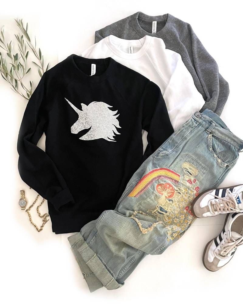 Sequin Einhorn Shirt. Zauberhaftes Sweatshirt. Party T-Shirt. Geburtstag. Pailletten Patch Sweatshirt Pullover. Schönes von ShopLoveAndBambii