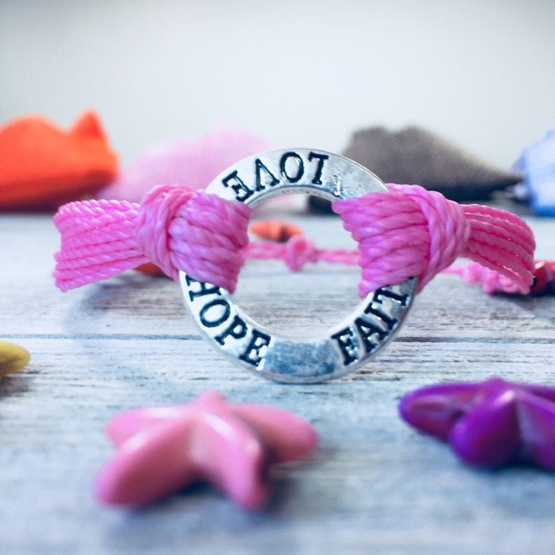 Brustkrebs-Bewusstseins-Armbänder, Zur Unterstützung Der Geliebten Menschen, Die Gegen Krebs Kämpfen, Fund Raising, Perfekt Für Geschenk Geben von ShopMabuhayBracelets