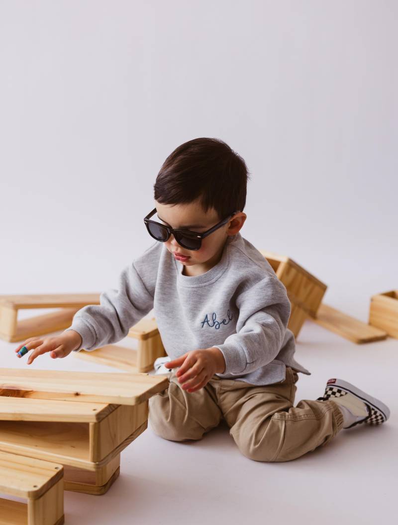 Personalisierte Kinder Sweatshirt Geburtstagsgeschenk Für Kleinkind-Geburtstags-Outfit Custom Design Name Stickerei Baumwollmischung von ShopMagill