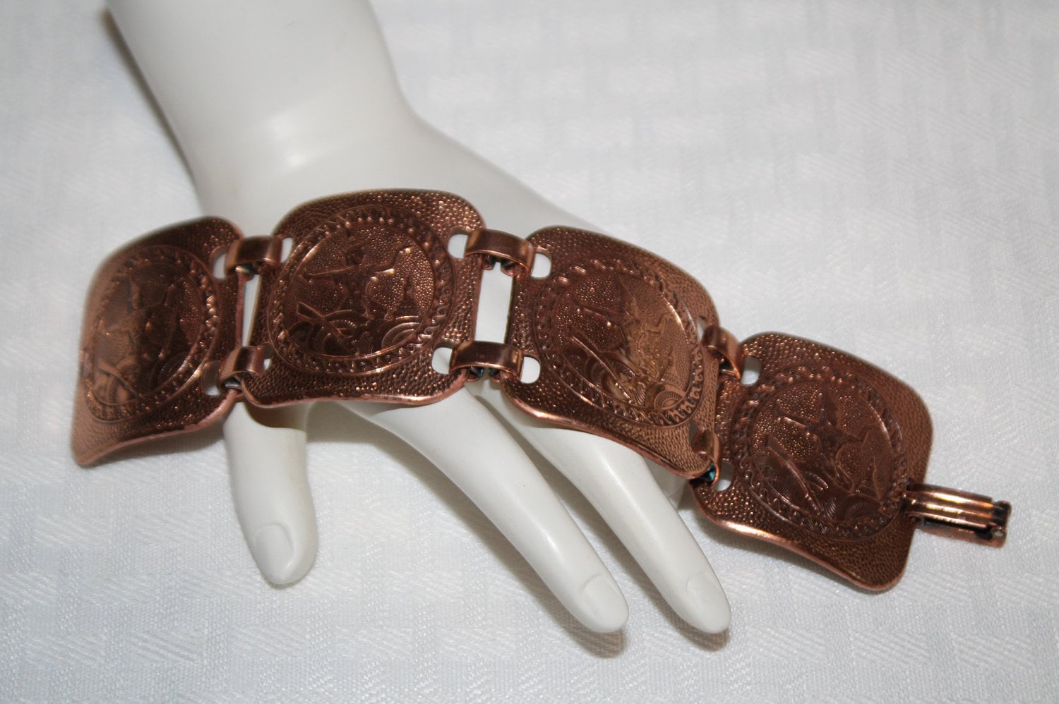 Vintage Siam Tänzer Motiv Kupfer Große Link Kostüm Schmuck Armband von ShopMyVintageLuv