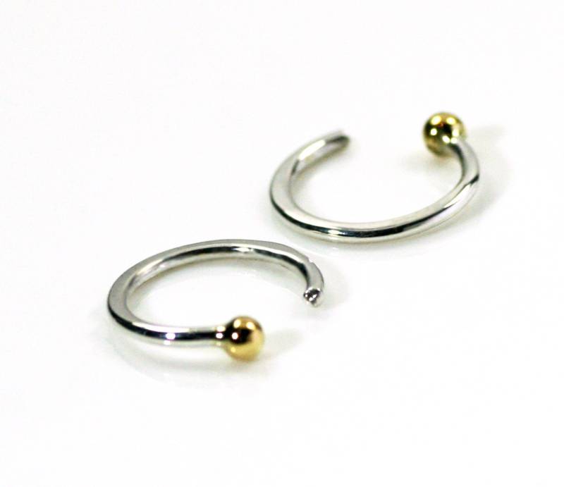 Huggie Hoop Ohrringe Mit Solidem 14K Gold Ball End, Kleine Ohrringe, Zierliche Knorpel Hoop, Geschenk Für Sie Huggie Hoop Ohrringe Mit Solidem 14K Gold Ball End, Kleine Ohrringe, Zierliche Knorpel Hoop, Geschenk Für Sie von ShopPaullaTewksbury