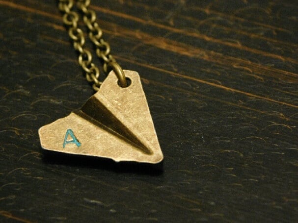 Papier Flugzeug Erste Halskette von ShopRosewoodBoutique