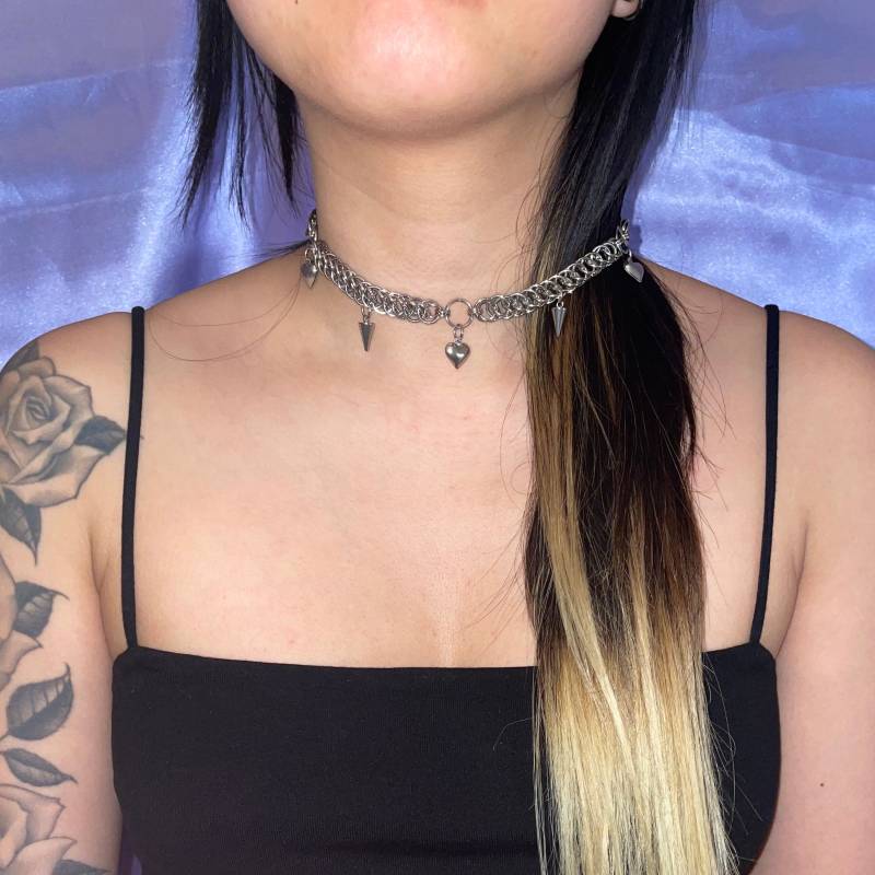 Chainmaille Necklace, Handmade With Heart & Spike Charms von ShopRoyaGems