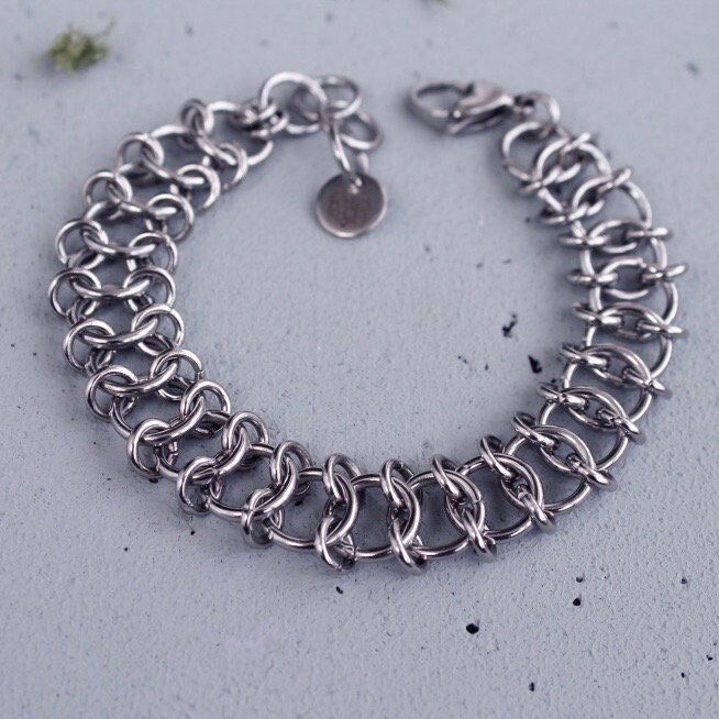 Handmade Stainless Steel Bracelet von ShopRoyaGems