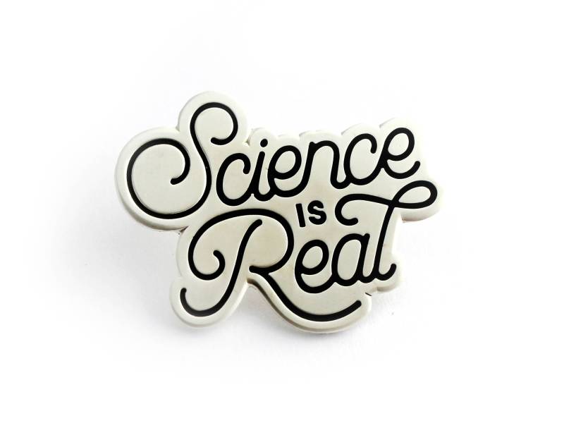 Science Is Real Pin - Silber Science Is Real Pin - Silber von ShopShoal