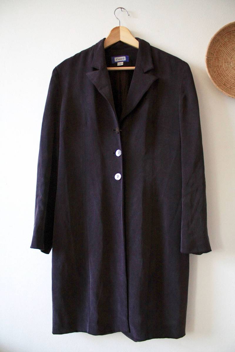 Knielanger Seidenblazer Knielanger Seidenblazer von ShopSoursop