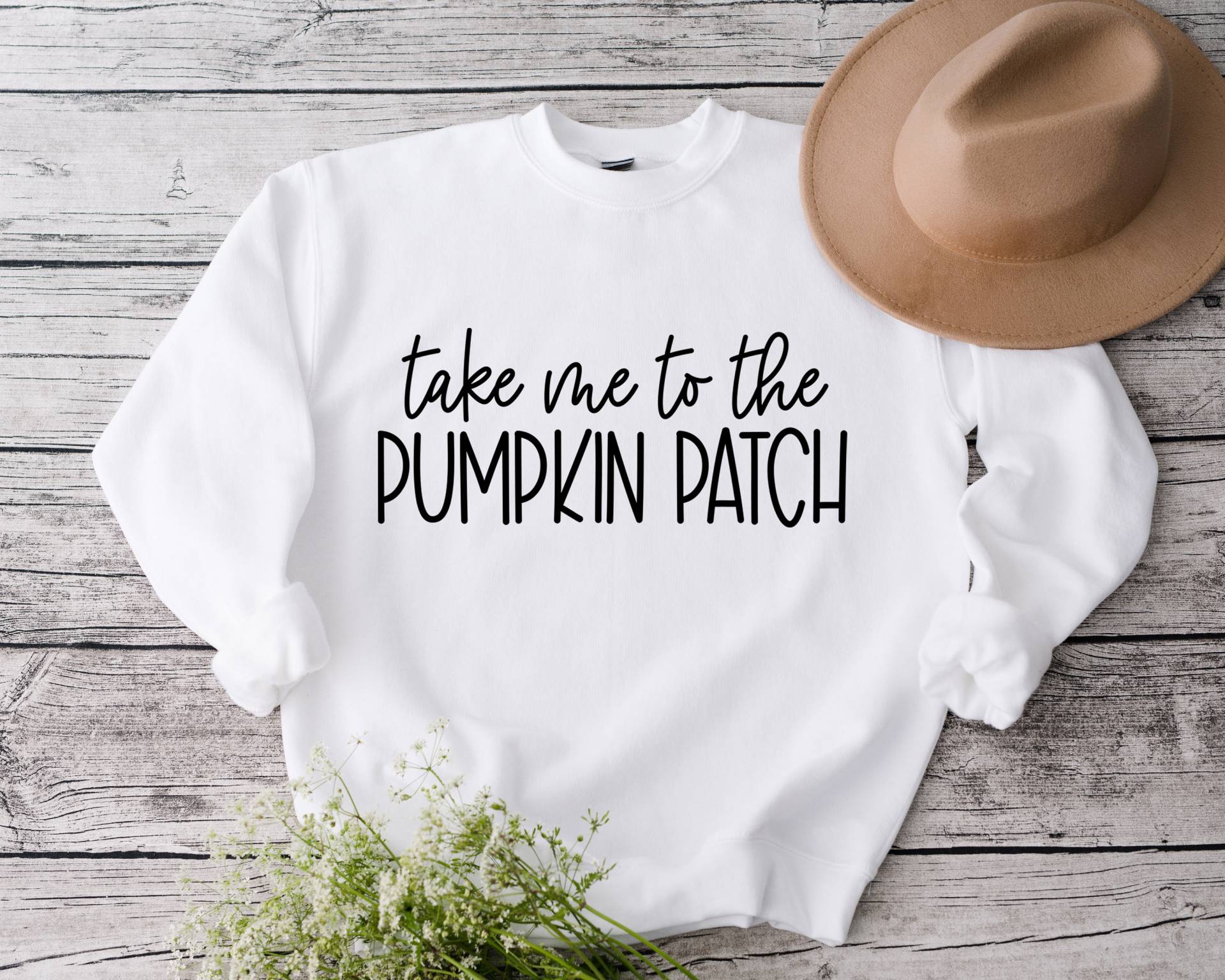 Take Me To The Pumpkin Patch Langarm Rundhals Fleece Sweatshirt von ShopSouthernSassUS