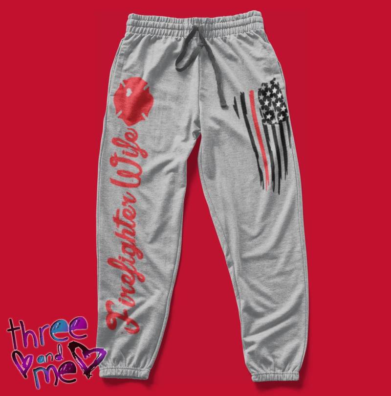 Feuerwehrmann Frau Jogger Jogginghose; Feuergefecht Unterstützung; Dünne Red Line Sweats Feuerwehrmann Frau Jogger Jogginghose; Feuergefecht Unterstützung; Dünne Red Line Sweats von ShopThreeAndMe