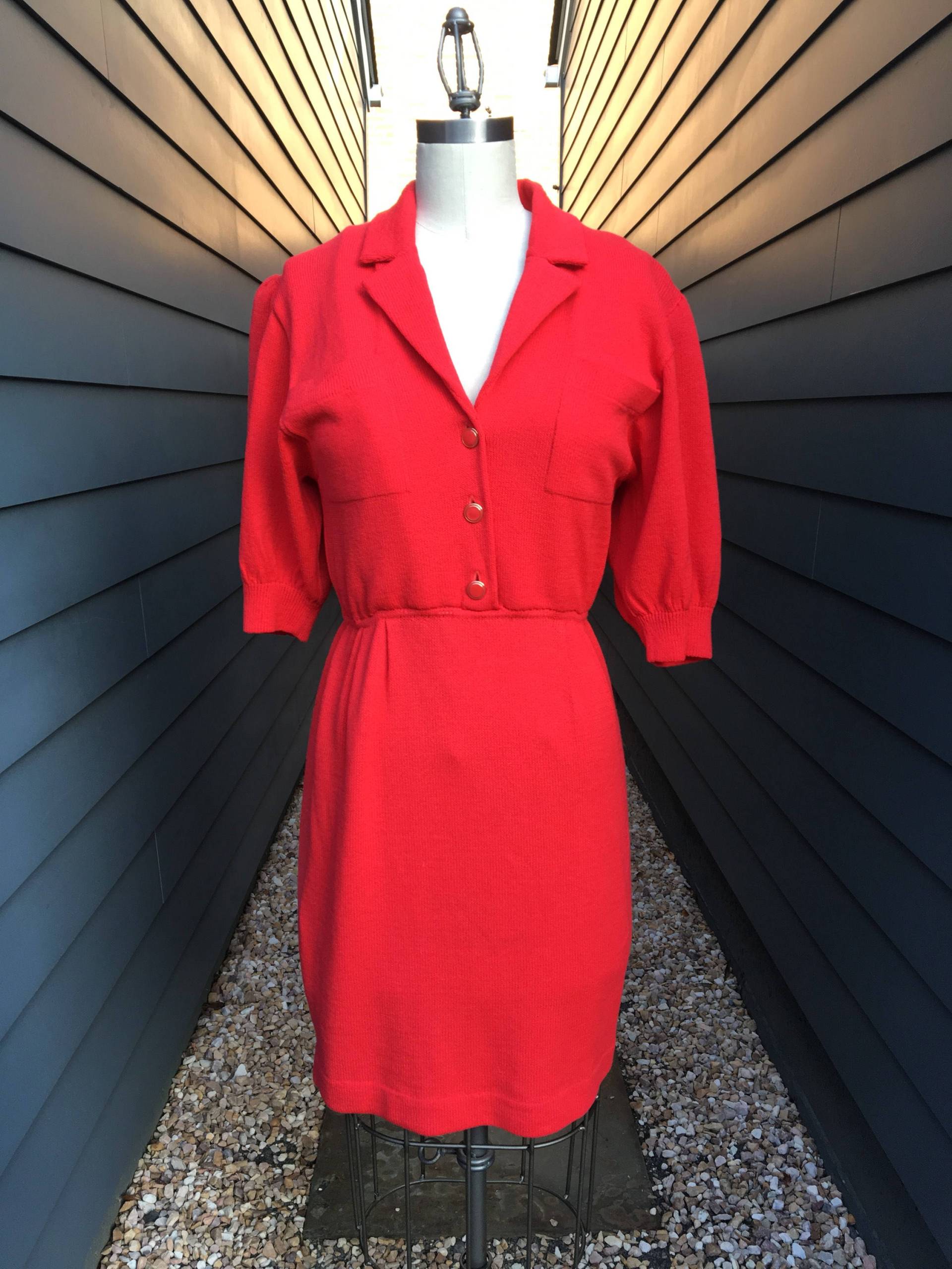 1980S St John Kleid // For Saks Fifth Avenue Rotes Vintage von ShopTogetherVintage