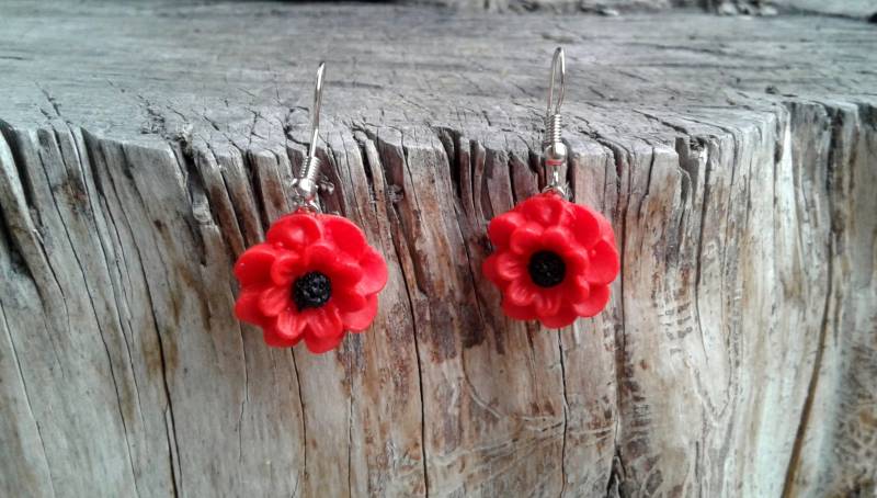 Ohrringe Rote Mohnblumen Handgemachte Rote Und Schwarze Ukraine Souvenir von ShopUA1000