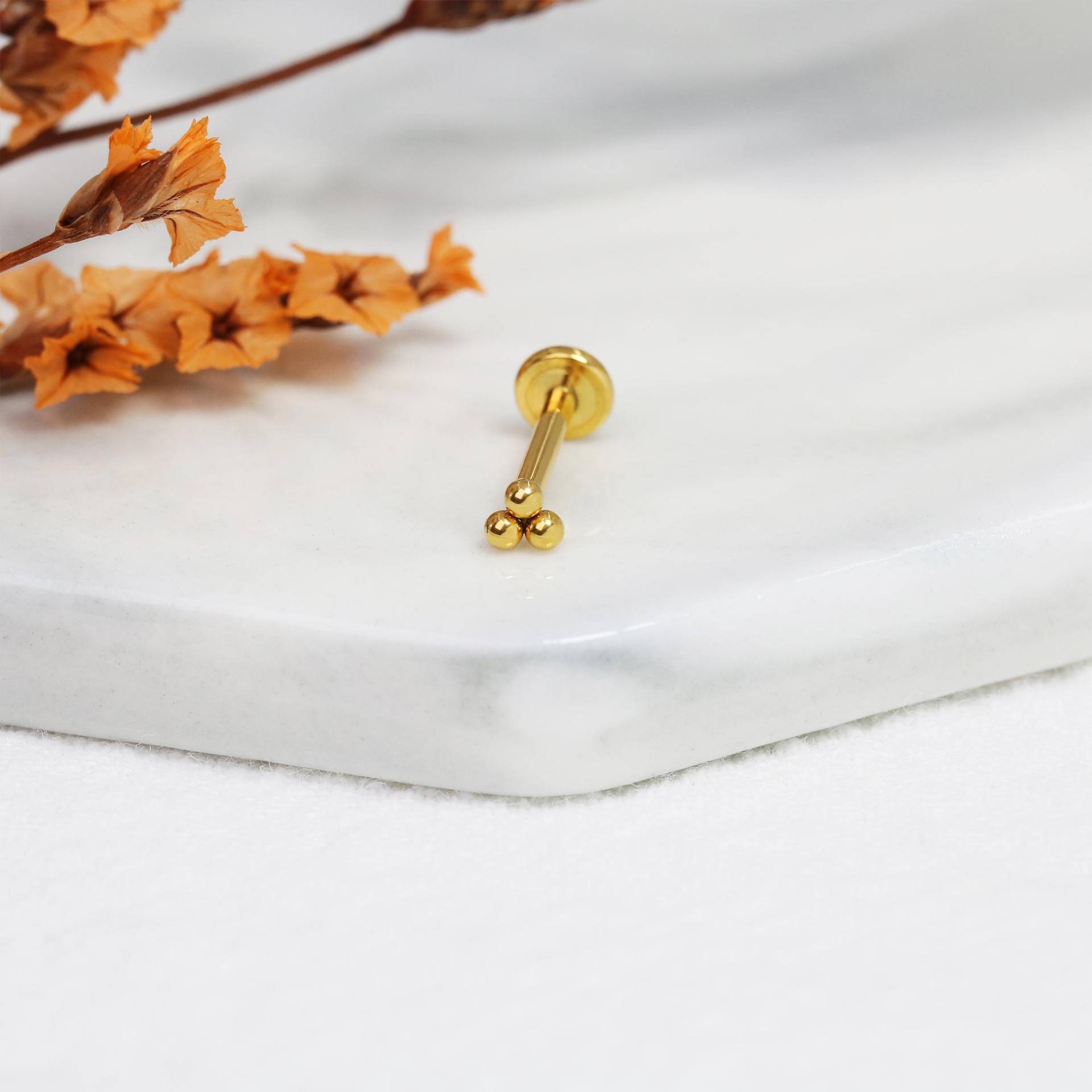 Tiny Three Ball Stud Earrings, Extra Beads Threadless Flat Back Stud, Push Pin Labret Helix Cartilage Tragus Tiny Three Ball Stud Earrings, Extra Beads Threadless Flat Back Stud, Push Pin Labret Helix Cartilage Tragus von AlinaChicJewelry