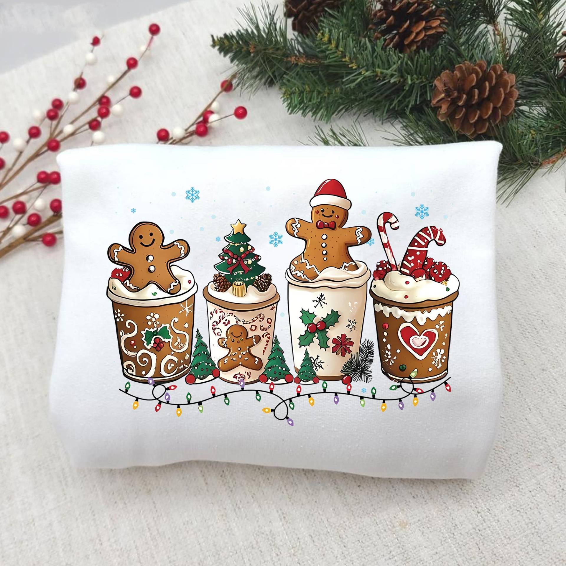 Gingerbread Christmas Coffee Shirt, Weihnachts Tasse Sweatshirt, Lebkuchen T-Shirt, Süßes Winter Motiv Pullover, Festliches Unisex Geschenk von Shopbey