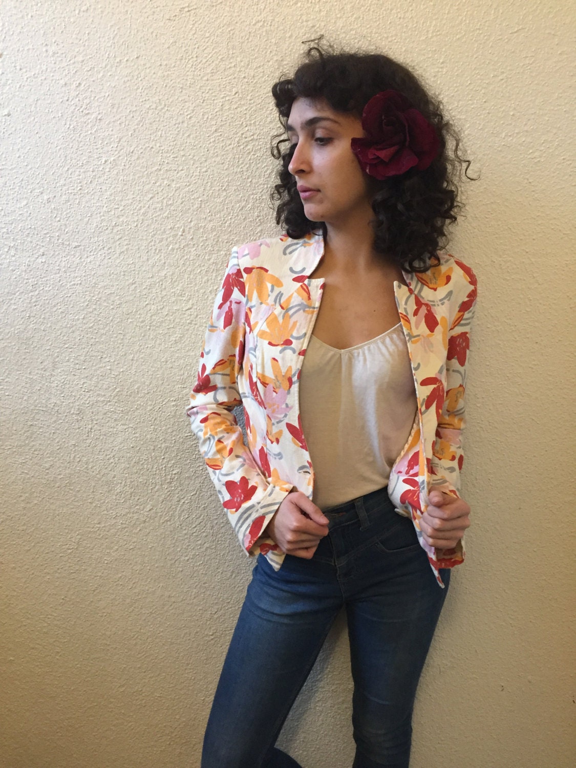 Vintage Sisley Floral Maßgeschneiderte Jacke Vintage Sisley Floral Maßgeschneiderte Jacke von Shopundertherose
