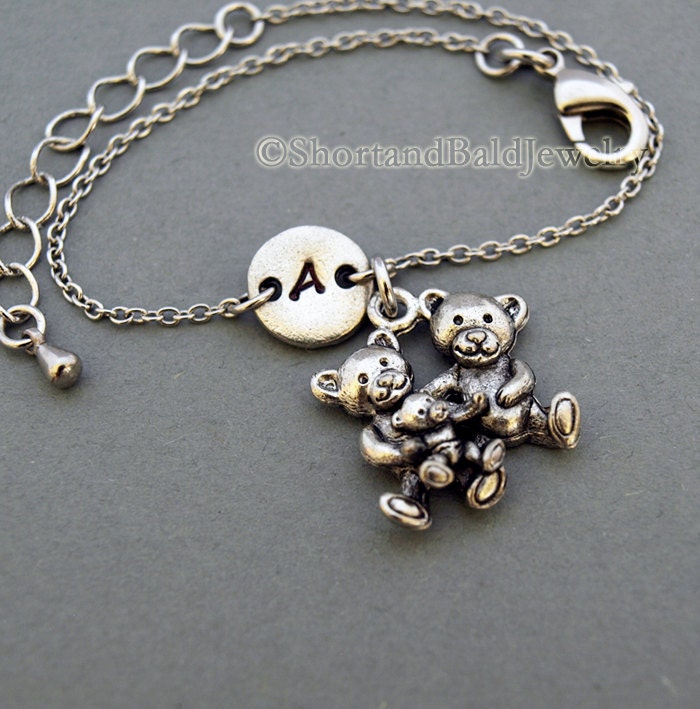Armband Teddybär Familie, Drei Bären, Antik Silber, Initial Armband, Freundschaft, Mütter, Verstellbar, Monogramm von ShortandBaldJewelry