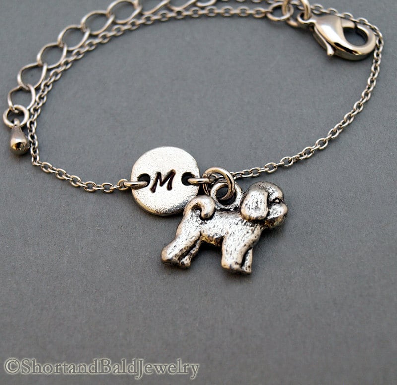 Bichon Frise Hund Bettelarmband, Antik Silber, Initial Armband, Freundschaft, Mütter, Verstellbar, Monogramm von ShortandBaldJewelry