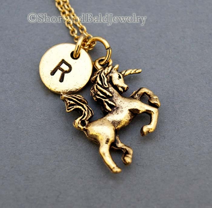 Einhorn Halskette, Gold Charm Schmuck, Erste Hand Gestempelt, Personalisiert, Monogramm von ShortandBaldJewelry