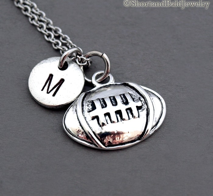 Fußball Halskette, Charme, Silber Fußball, Rugby Antikes Silber, Ursprüngliche Personalisiert, Monogramm von ShortandBaldJewelry